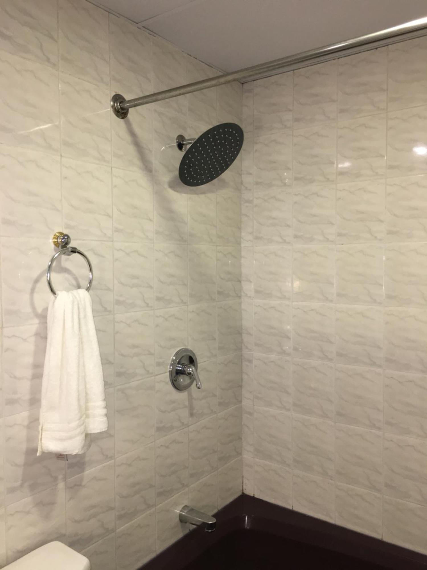 Hotel Nass Pinar Del Lago クエンカ エクステリア 写真