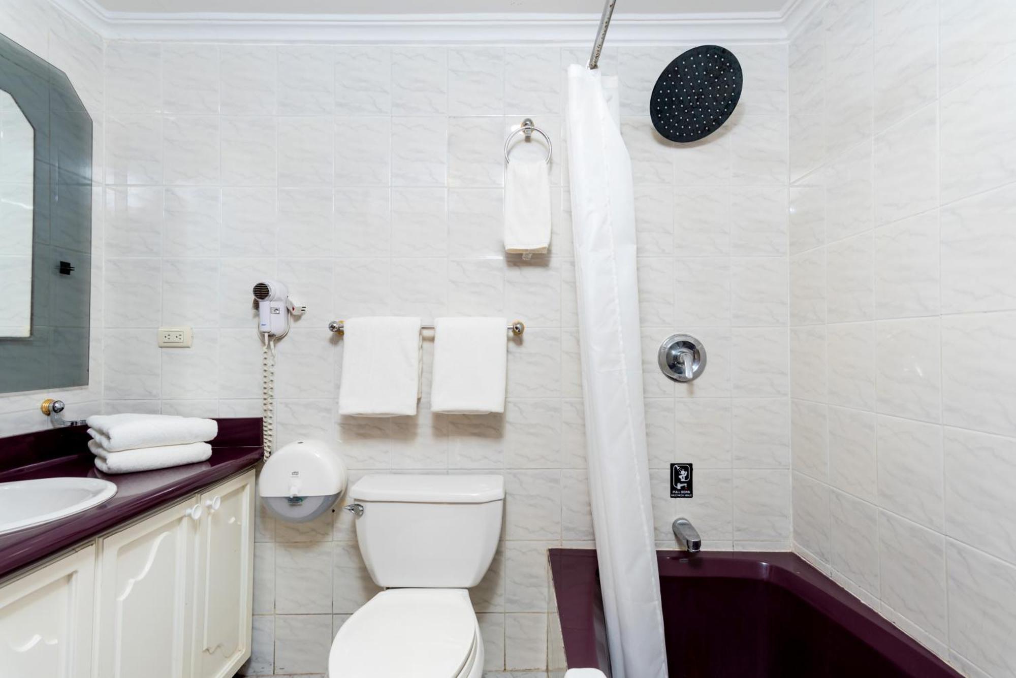 Hotel Nass Pinar Del Lago クエンカ エクステリア 写真