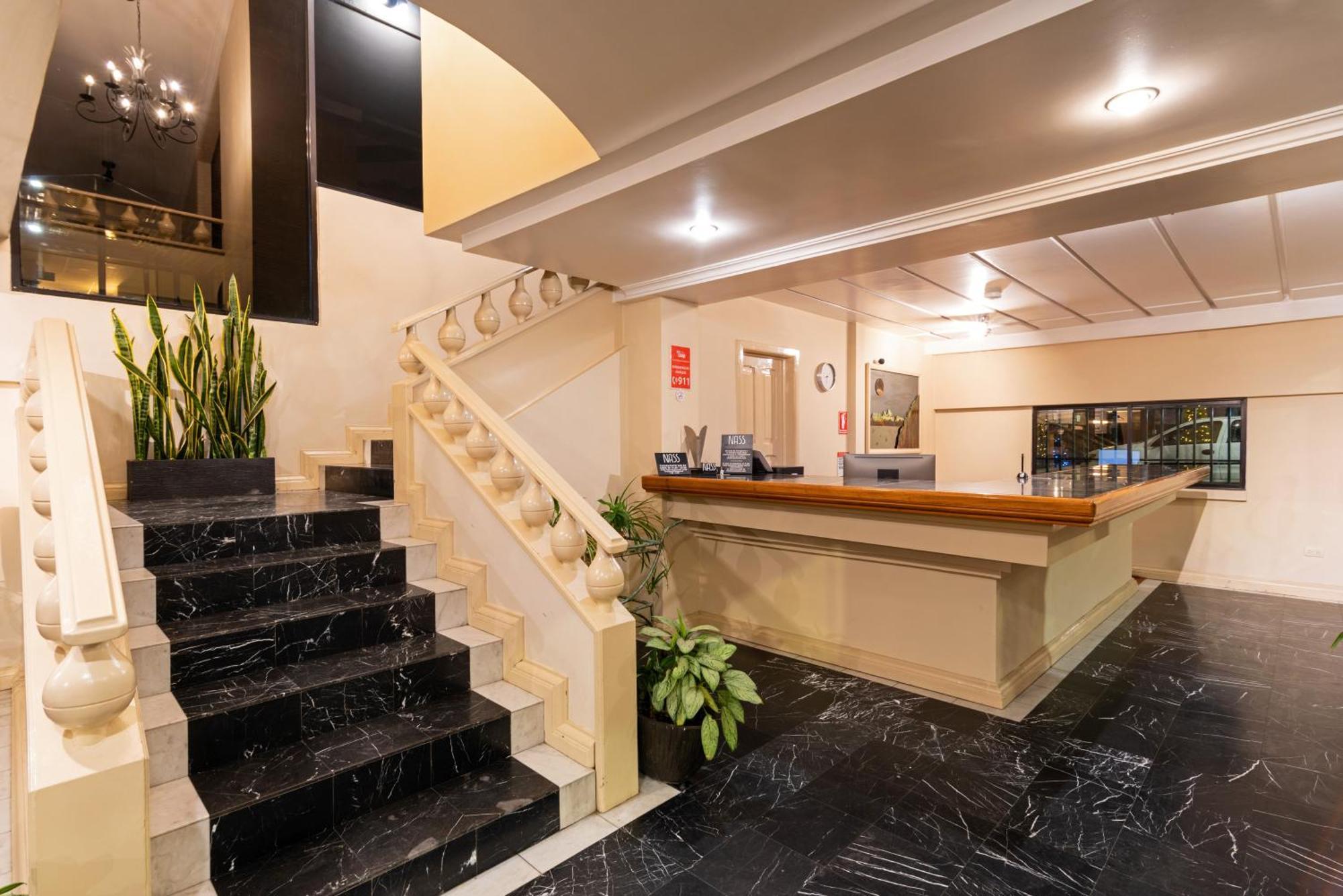 Hotel Nass Pinar Del Lago クエンカ エクステリア 写真